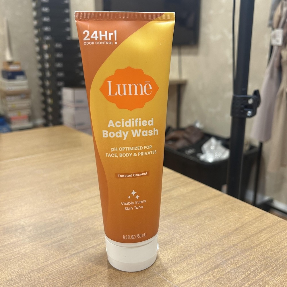 Lume Acidified Body Wash Toasted Coconut 8.5oz 250ml PH Balanced Vegan Women